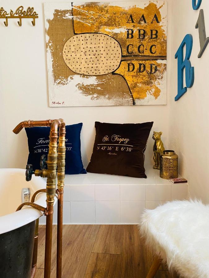 Il Borgo Di Sabine Hotel Cittiglio ภายนอก รูปภาพ